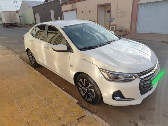 CHEVROLET ONIX 1.0 TURBO FLEX PLUS PREMIER AUTOMÁTICO CHEVROLET ONIX 1.0 TURBO FLEX PLUS PREMIER AUTOMÁTICO